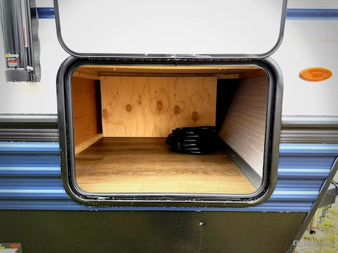 2026 Palomino Puma 32BH2B RV Photo 4