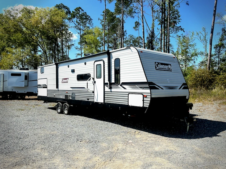 2022 Dutchmen Coleman Lantern Series 334BH RV Photo 1