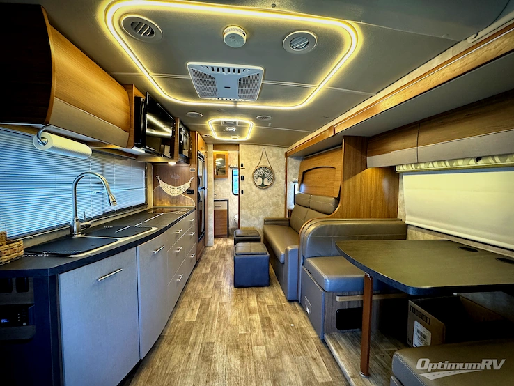 2018 Winnebago Navion 24D RV Photo 1