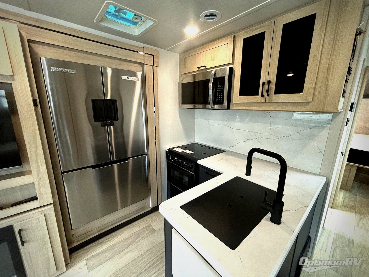 2024 Winnebago Towables Voyage V2730RL Photo 14