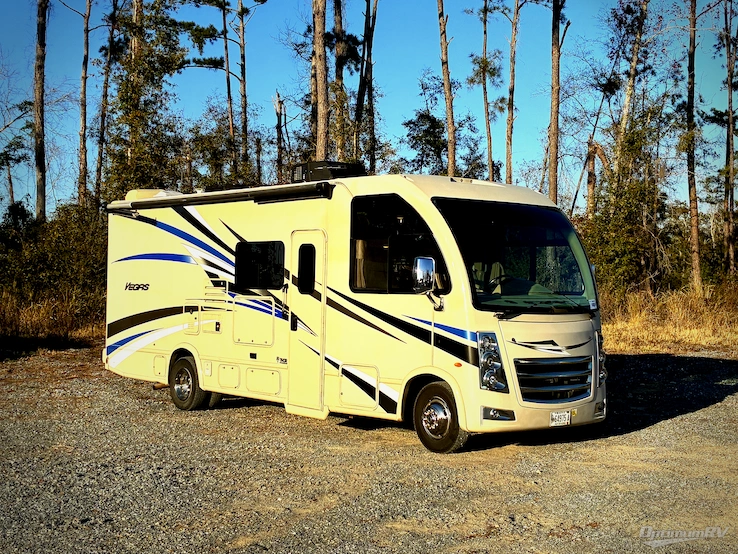 2019 Thor Vegas 25.6 RV Photo 1