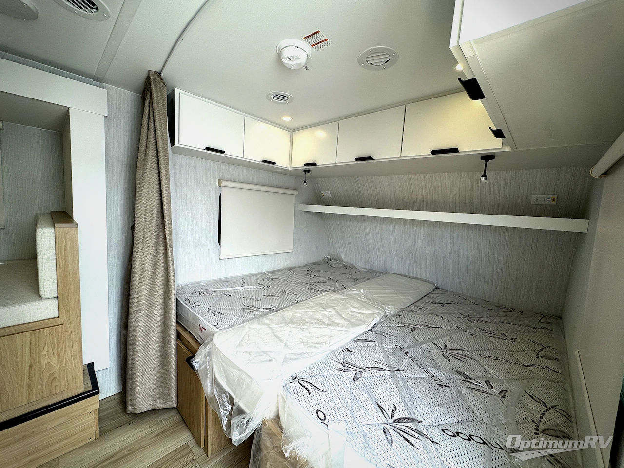 2027 Winnebago Micro Minnie 2108TB Photo 5