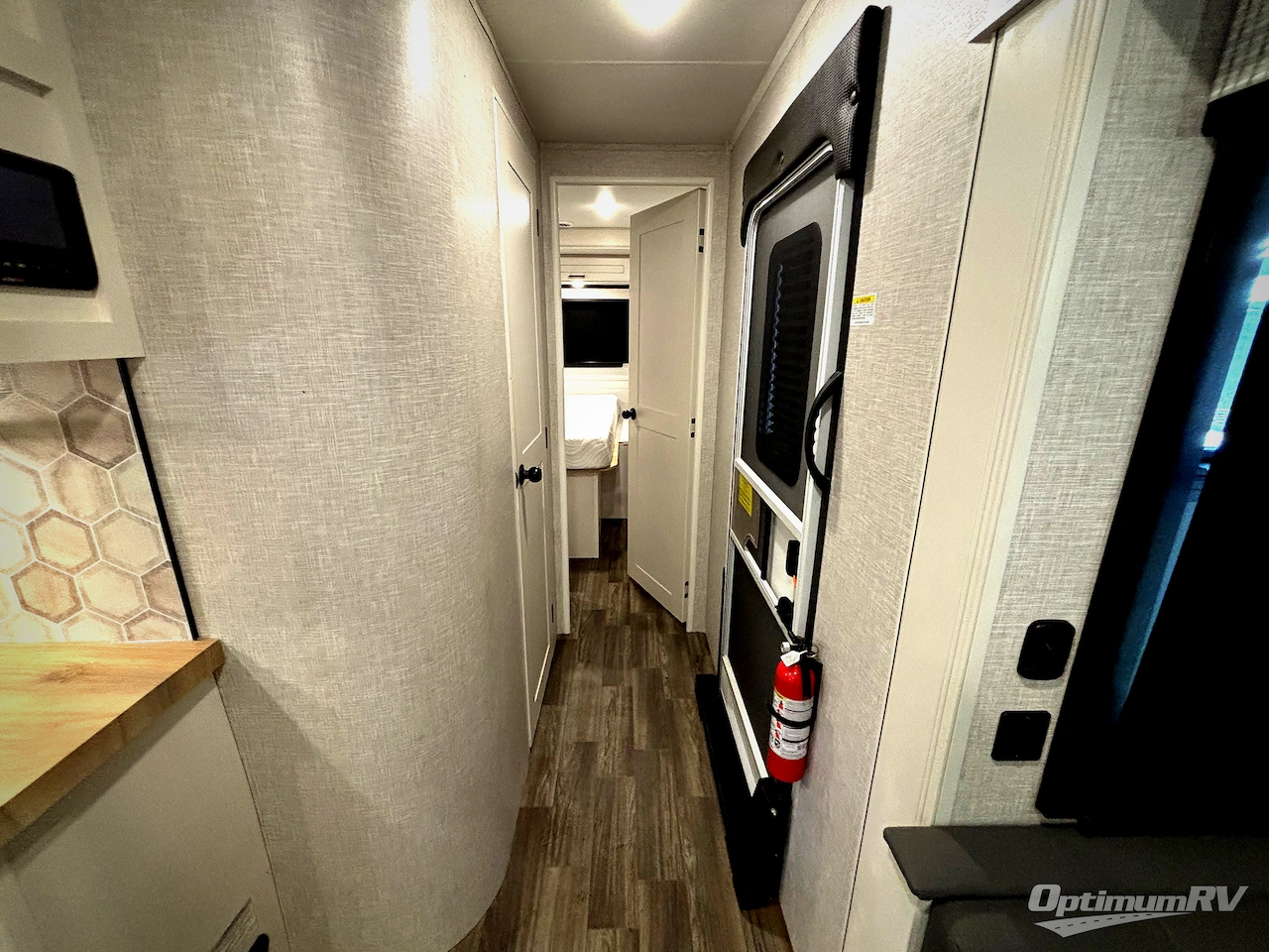 2024 Jayco Eagle 312BHOK Photo 7
