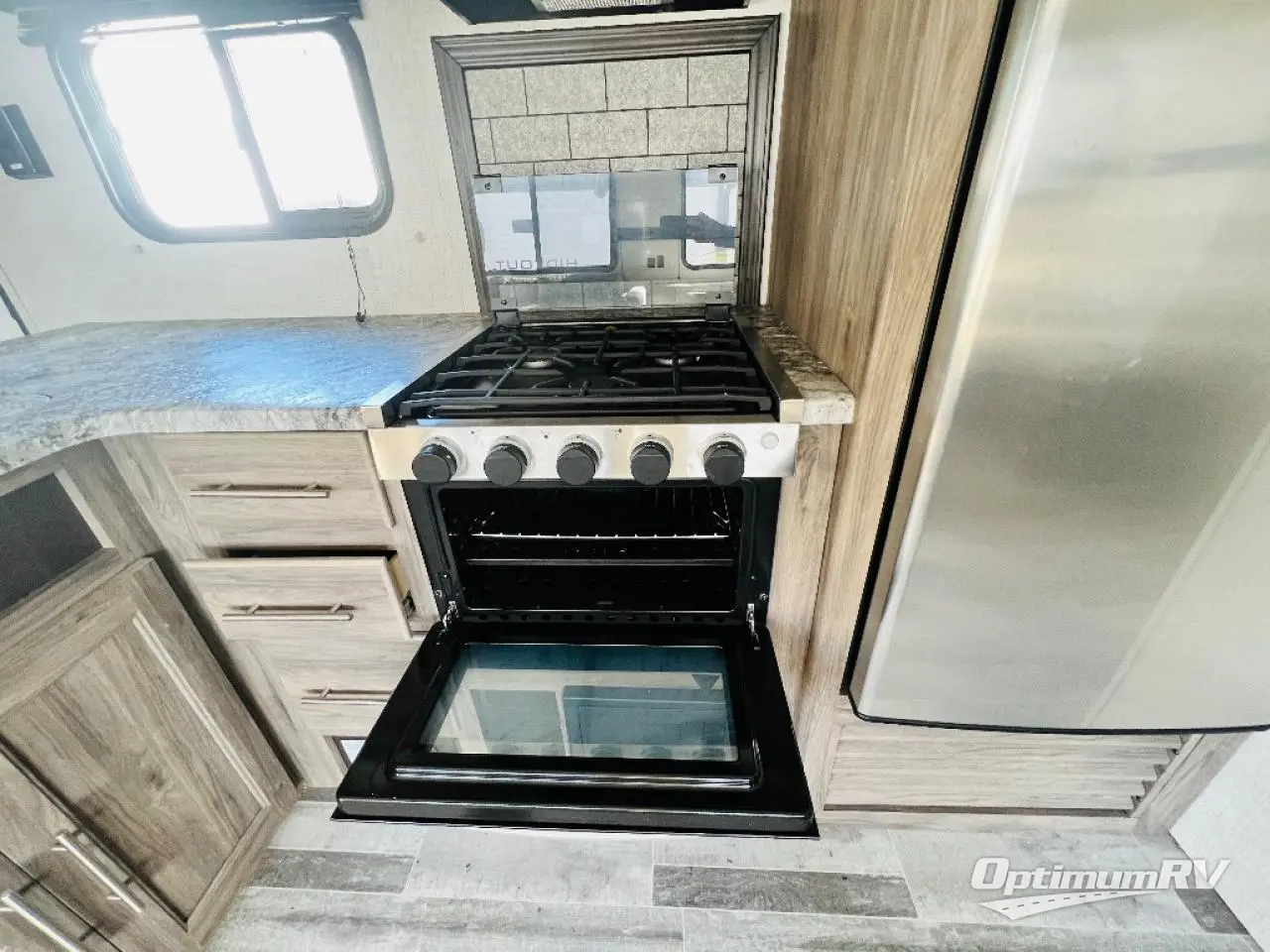 2022 CrossRoads Zinger ZR290KB Photo 12