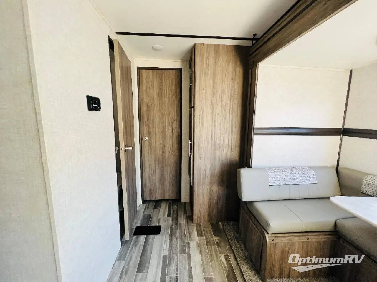 2022 CrossRoads Zinger ZR290KB Photo 16