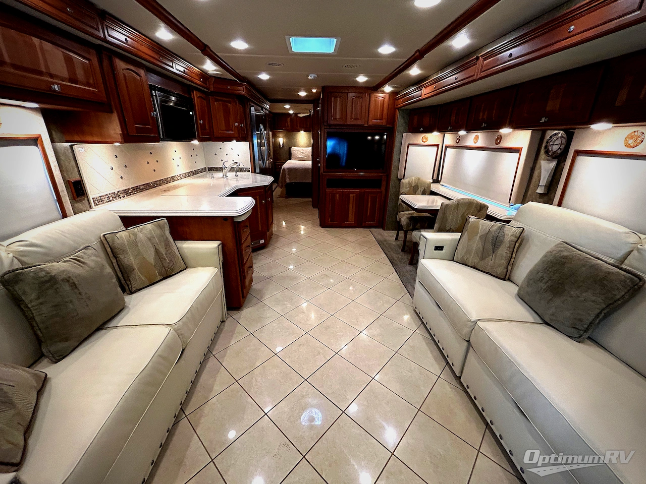 2013 Winnebago Journey 36M Photo 4