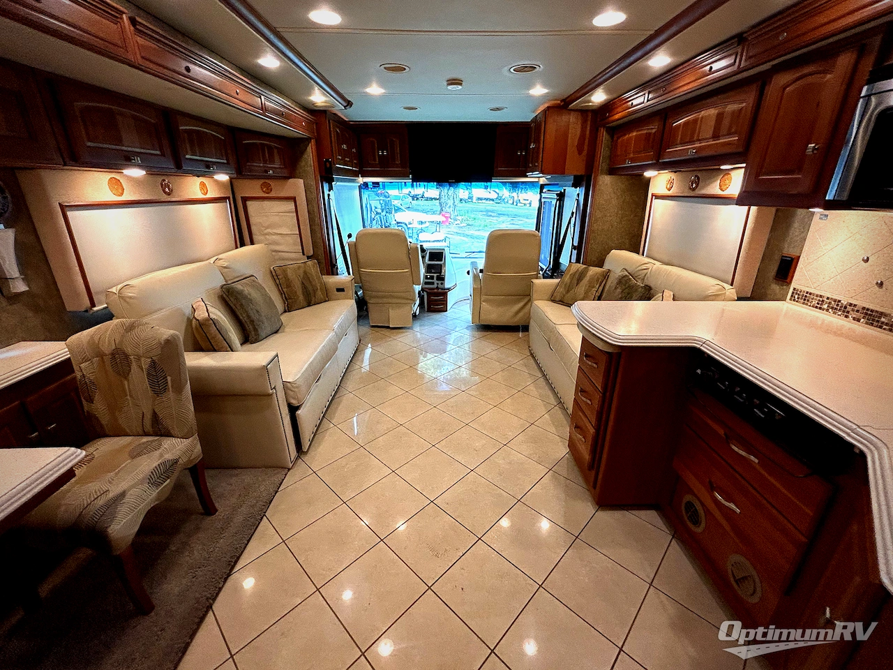 2013 Winnebago Journey 36M Photo 5