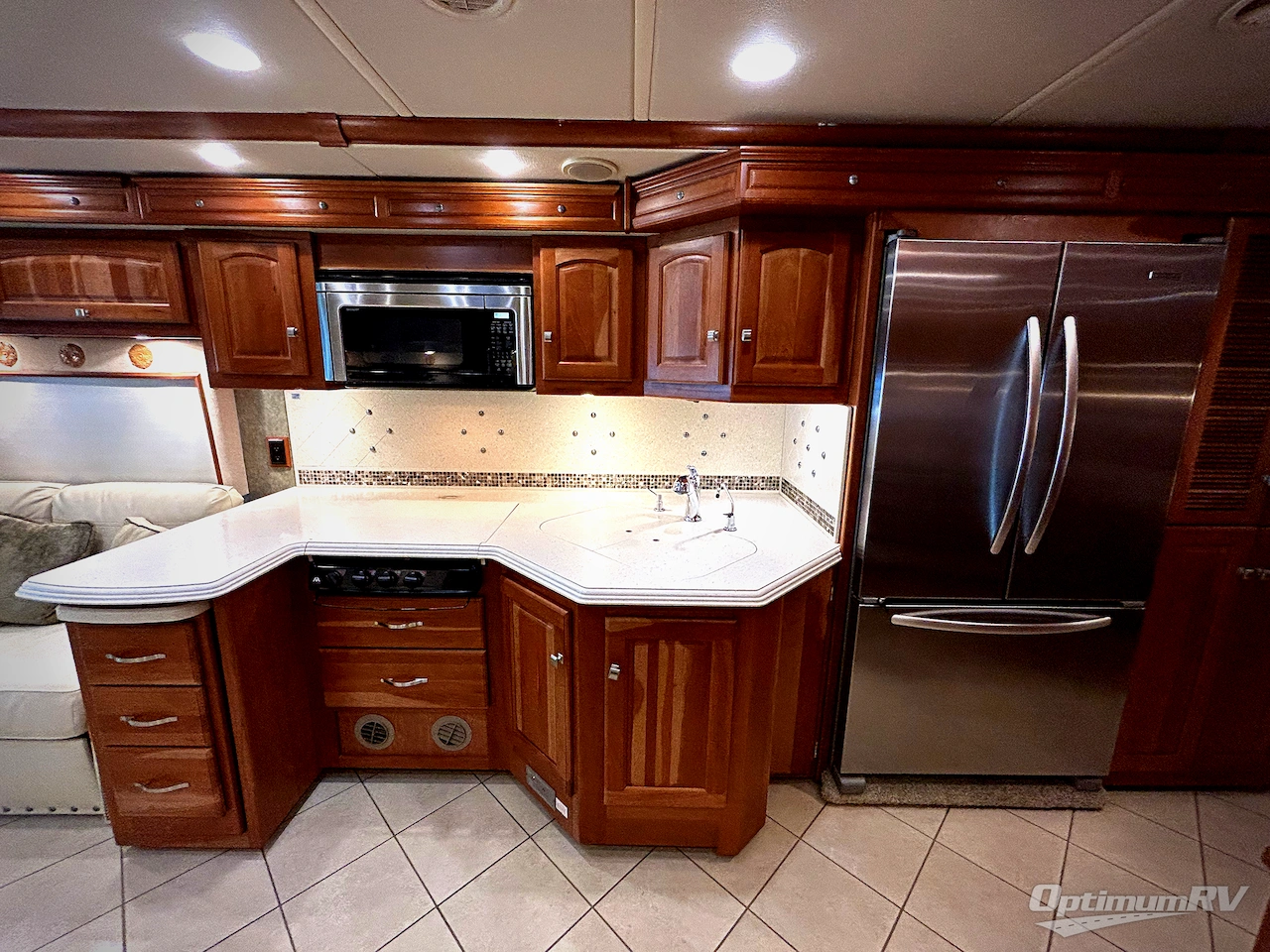 2013 Winnebago Journey 36M Photo 6
