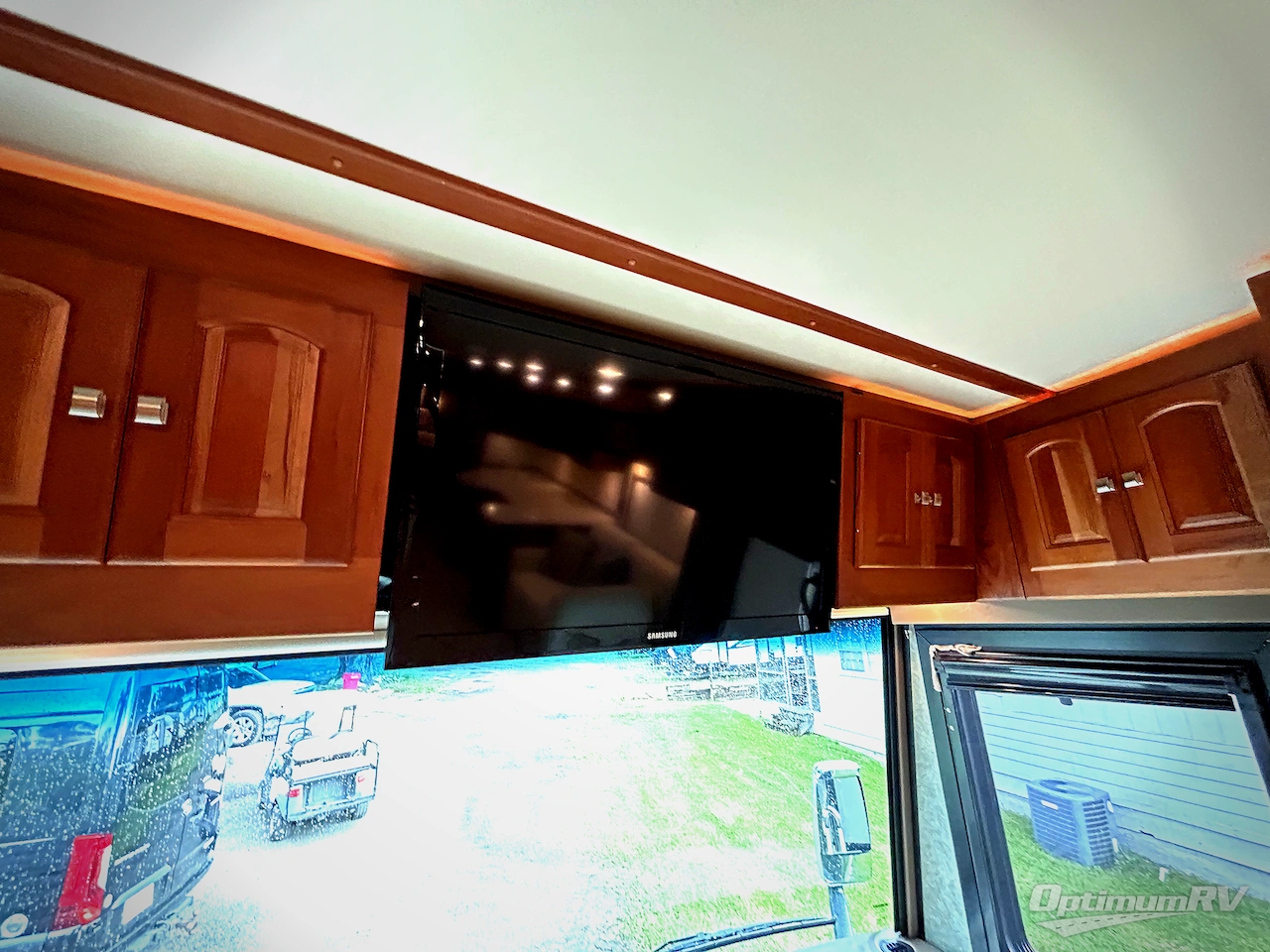 2013 Winnebago Journey 36M Photo 10