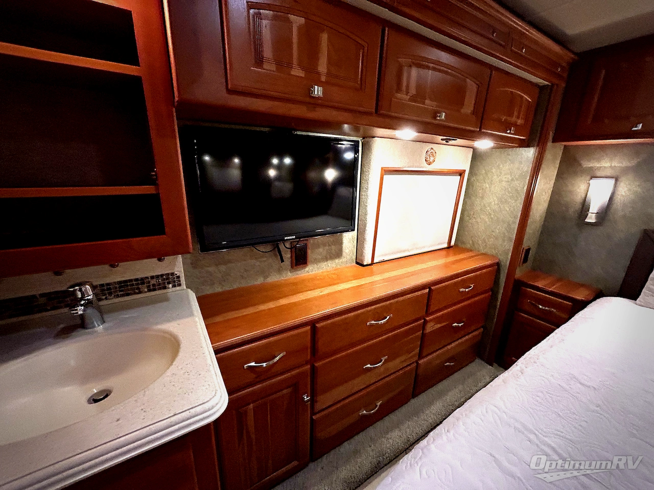 2013 Winnebago Journey 36M Photo 23