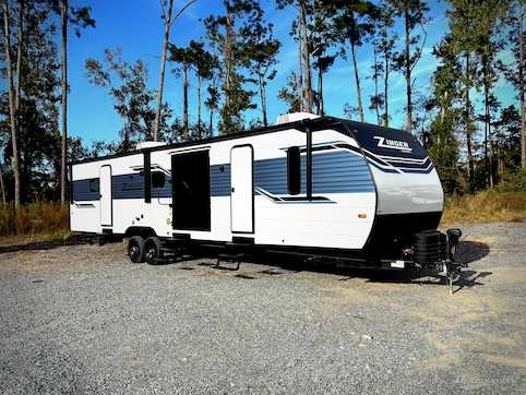 Used 2024 CrossRoads Zinger ZR390DB Featured Photo
