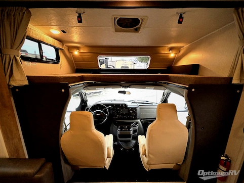 2022 Coachmen Leprechaun Premier 319MB Ford 450 RV Photo 2