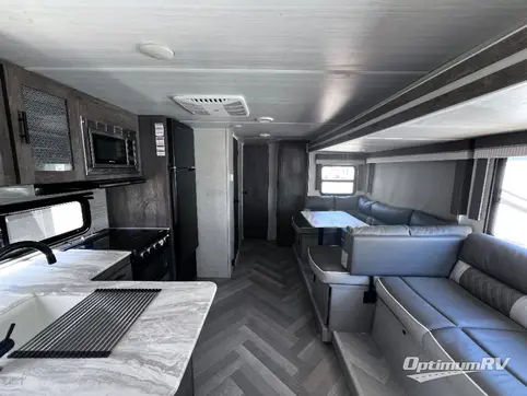 2021 Forest River Wildwood X-Lite 282QBXL RV Photo 2