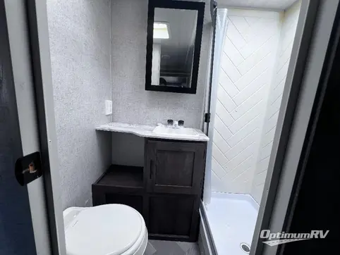 2021 Forest River Wildwood X-Lite 282QBXL RV Photo 4