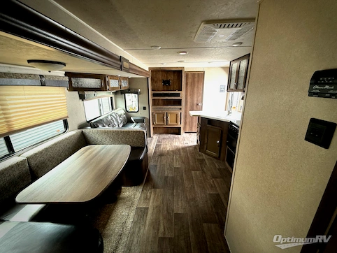 2018 Palomino Puma 30FBSS RV Photo 2
