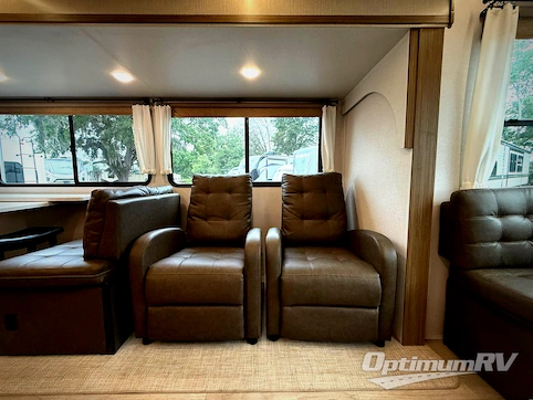 2025 Forest River Salem 27RE RV Photo 3