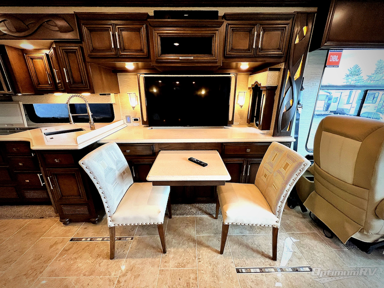 2019 Newmar Ventana 3407 Photo 6