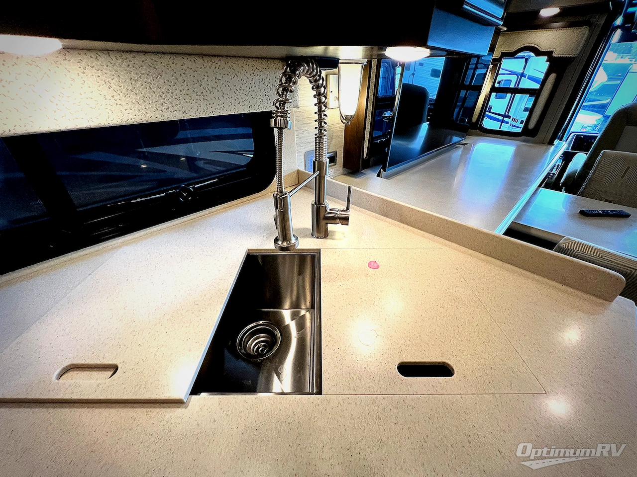2019 Newmar Ventana 3407 Photo 13