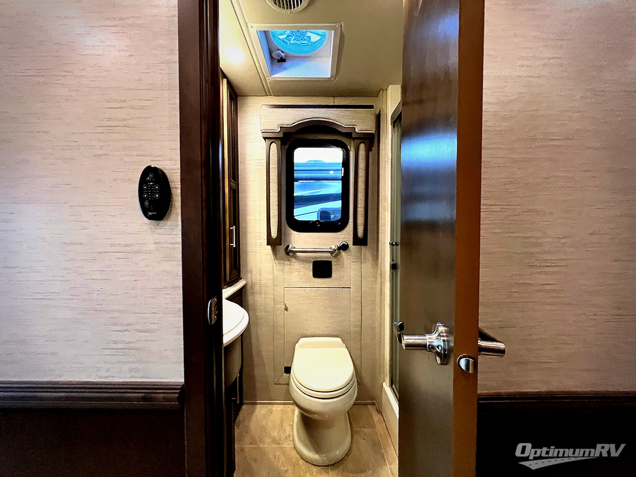 2019 Newmar Ventana 3407 Photo 16
