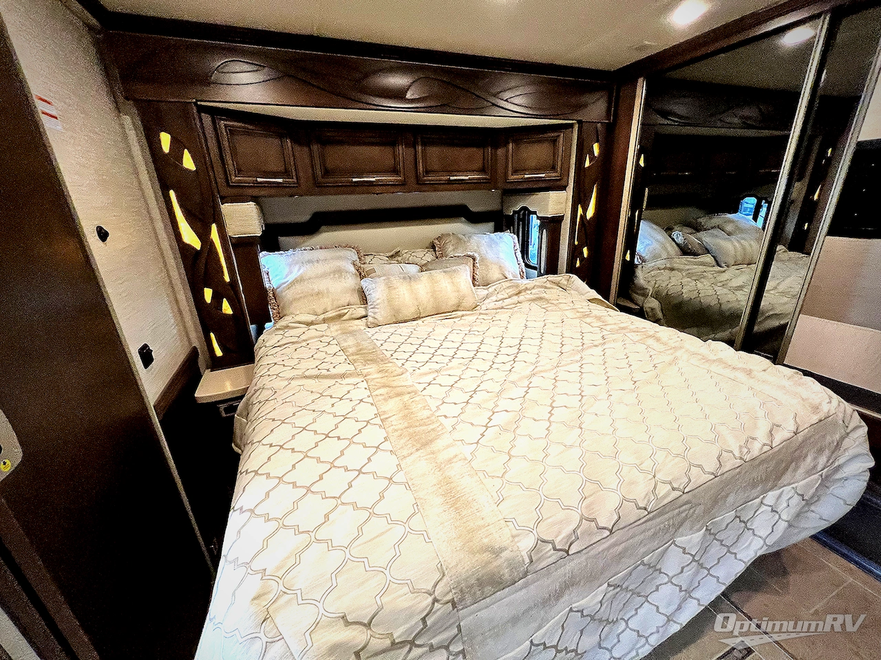 2019 Newmar Ventana 3407 Photo 21
