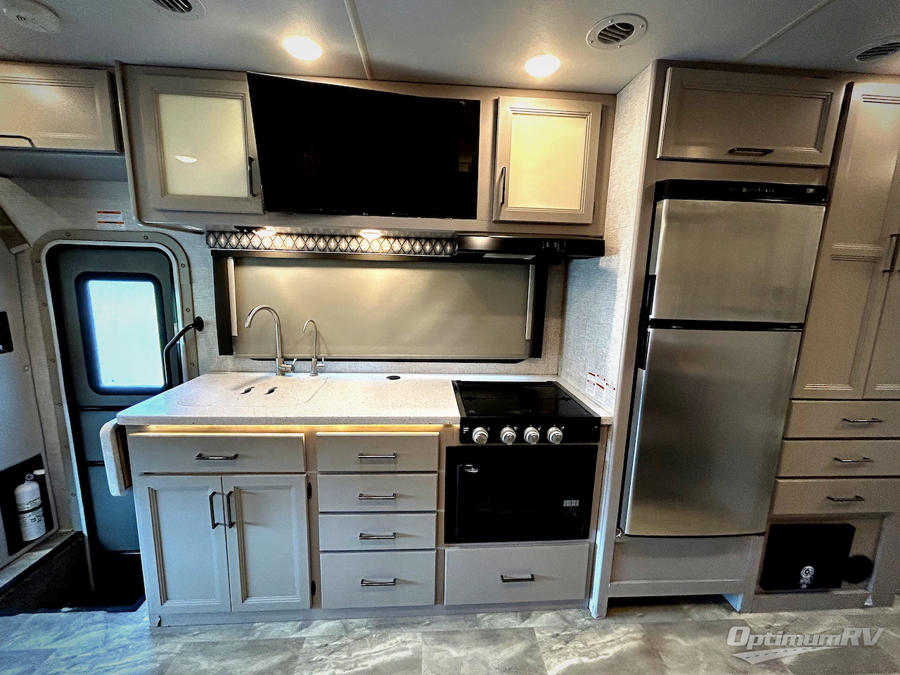 2023 Thor Quantum Sprinter MB24 Photo 6