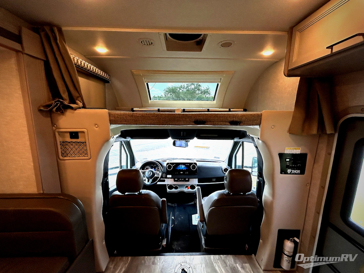 2023 Thor Quantum Sprinter MB24 Photo 10