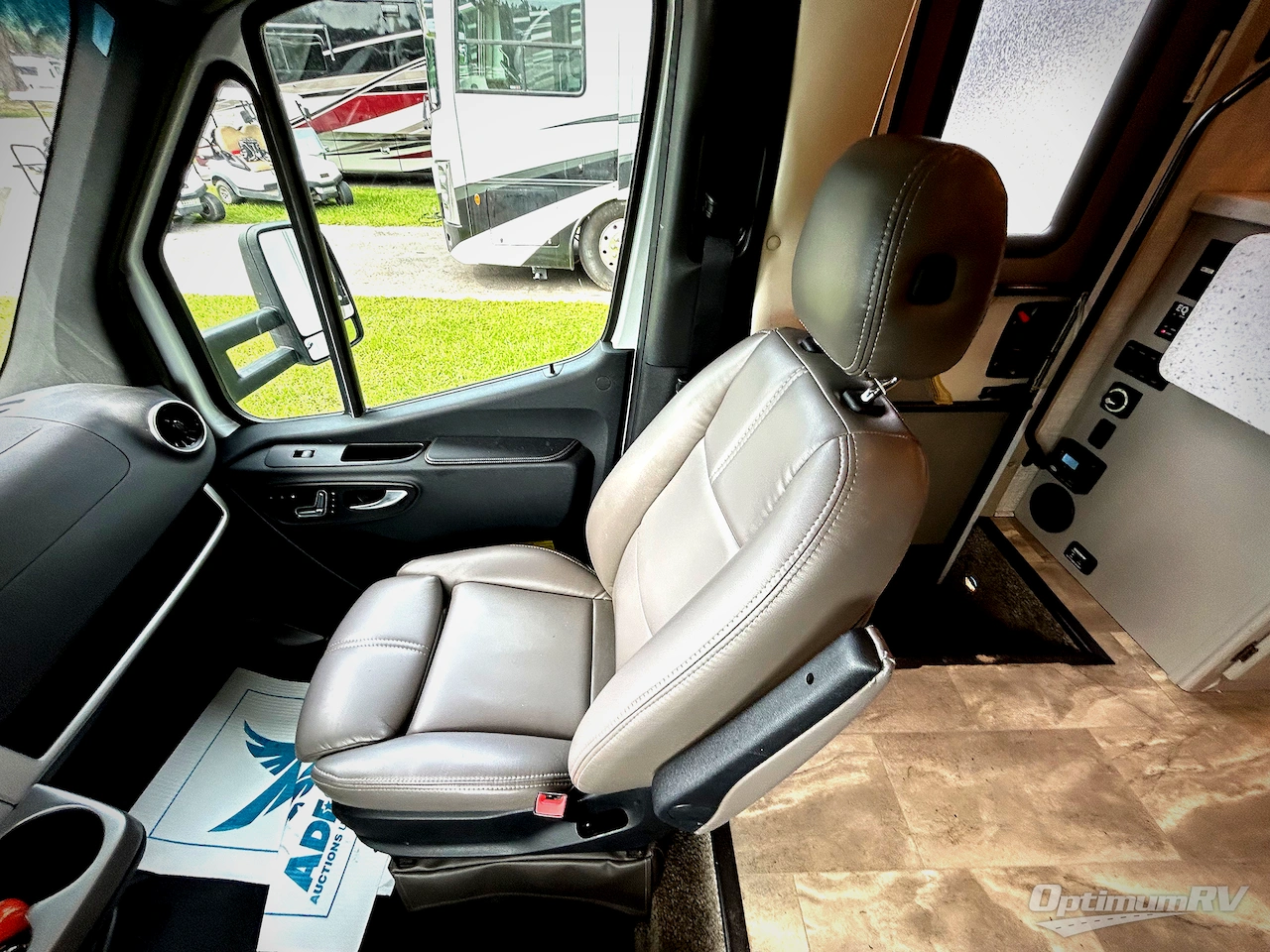 2023 Thor Quantum Sprinter MB24 Photo 9
