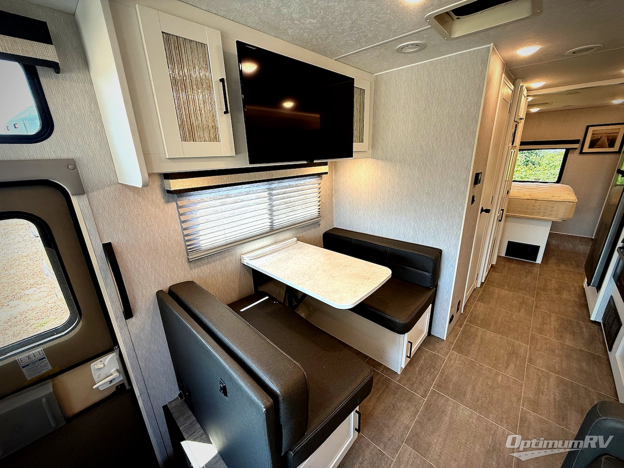 2023 Coachmen Encore SE 29SS Photo 7