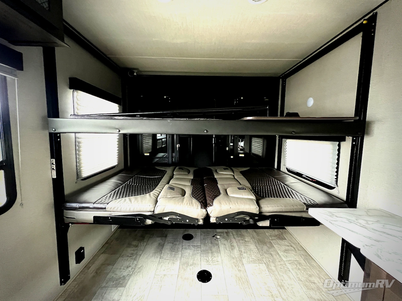 2022 Grand Design Momentum G-Class 23G Photo 6
