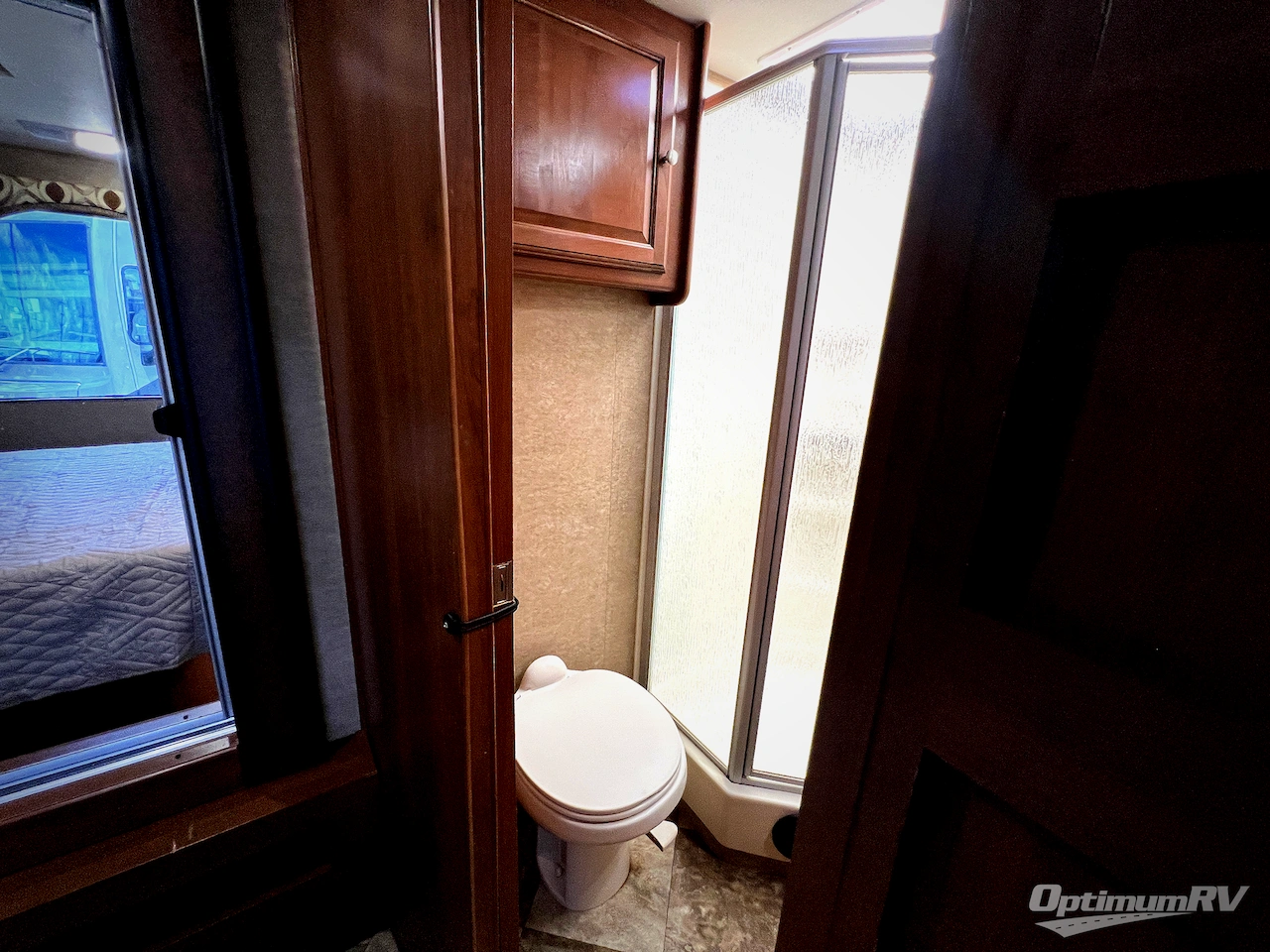 2015 Coachmen Leprechaun 317SA Ford 450 Photo 19