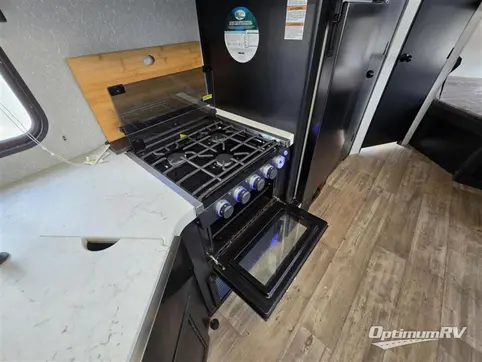 2022 Forest River Cherokee Grey Wolf 26DBH RV Photo 4