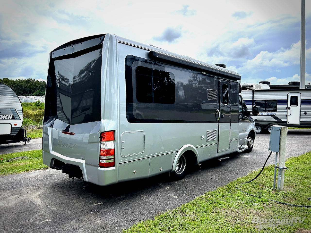 2021 Regency ULTRABROUGH 25MB Photo 2