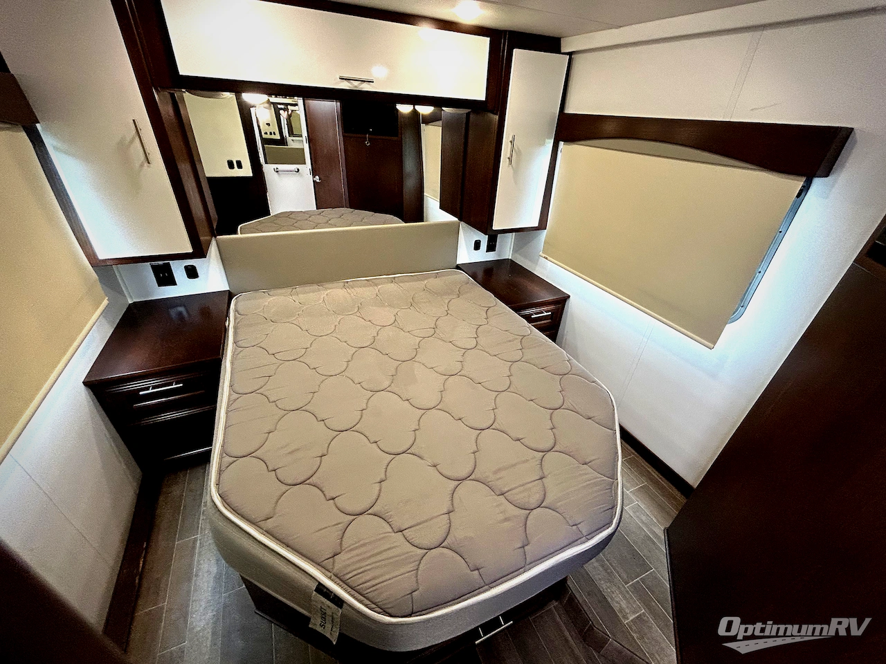 2021 Regency ULTRABROUGH 25MB Photo 18