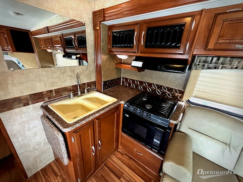 2014 Coachmen Concord 280LE RV Photo 4