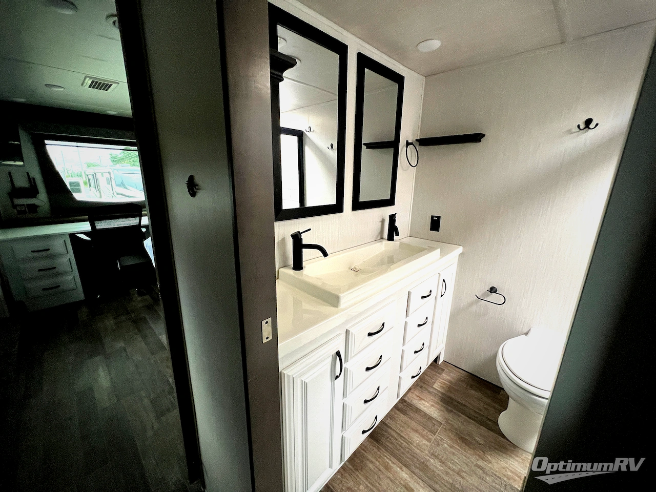 2021 Forest River Cedar Creek Champagne Edition 38EKS Photo 21