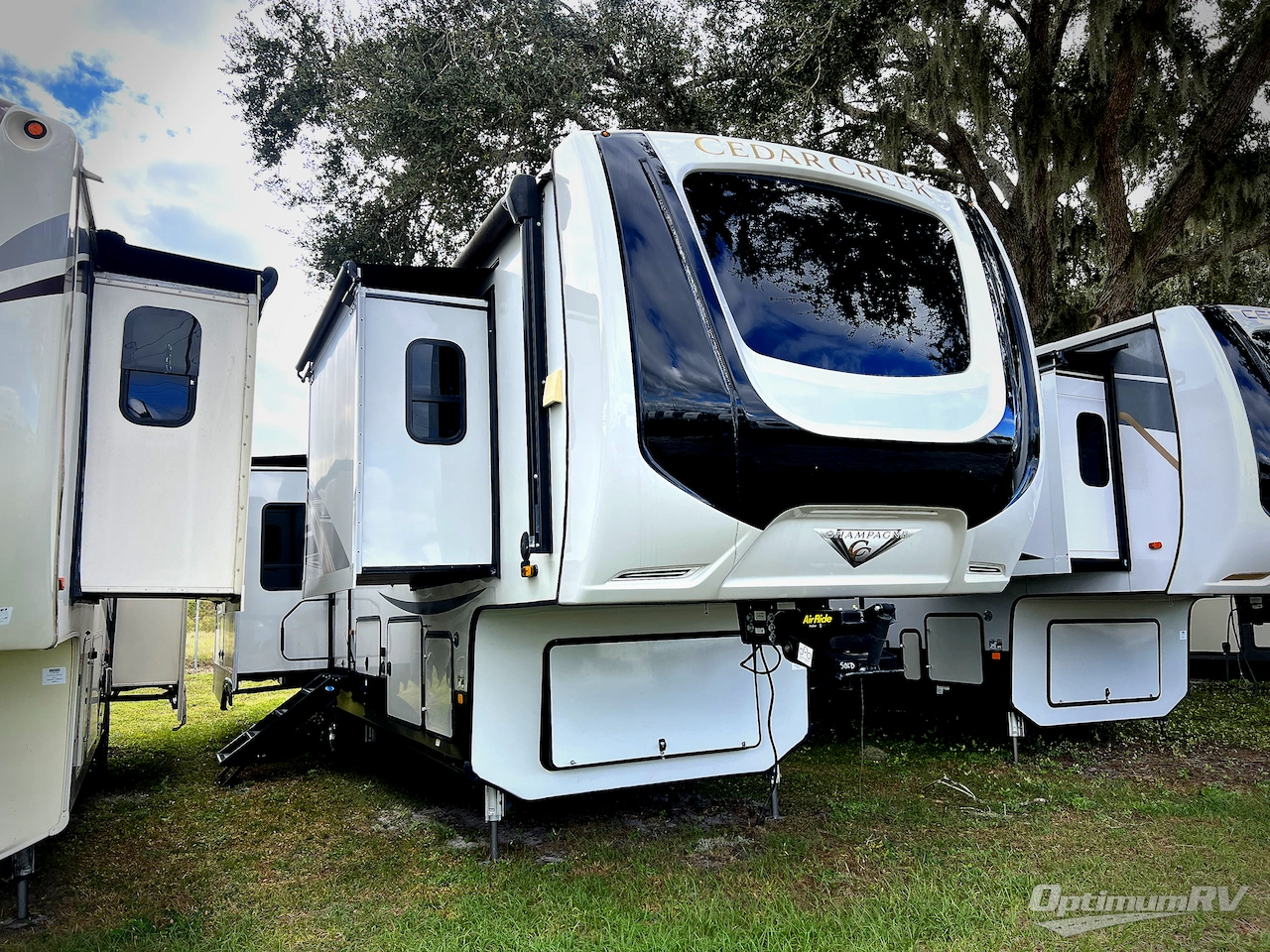 2021 Forest River Cedar Creek Champagne Edition 38EKS Photo 1