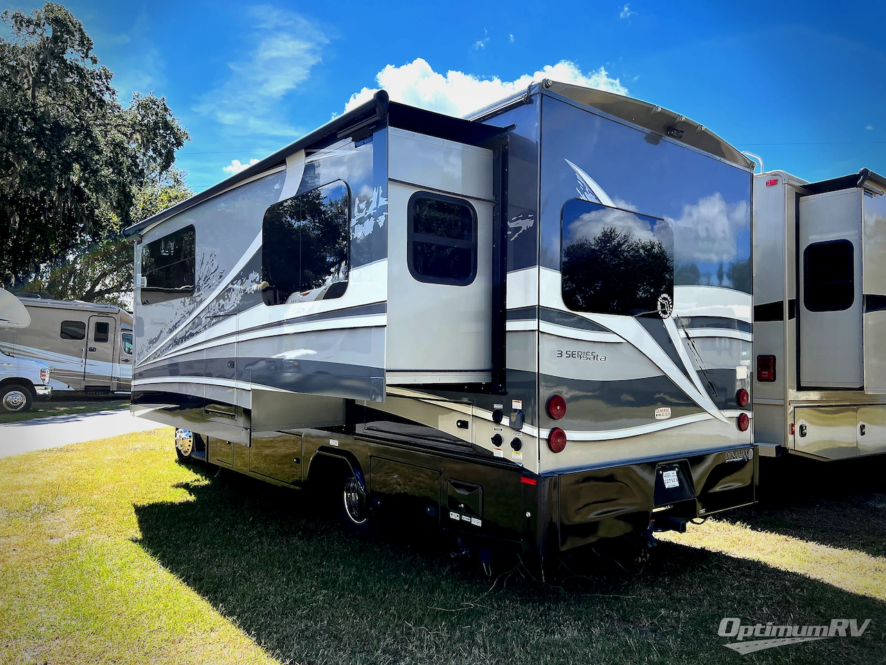 2020 Dynamax isata 3 24FW Photo 2