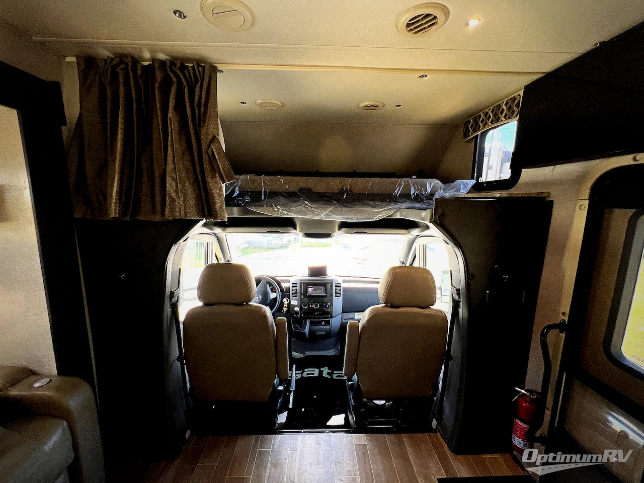 2020 Dynamax isata 3 24FW Photo 6