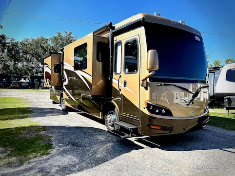 Used 2015 Newmar Ventana 3436 Featured Photo