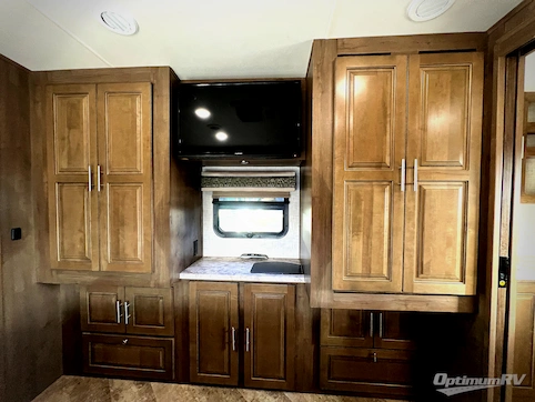 2019 Forest River Georgetown 5 Series 34H5 RV Photo 4