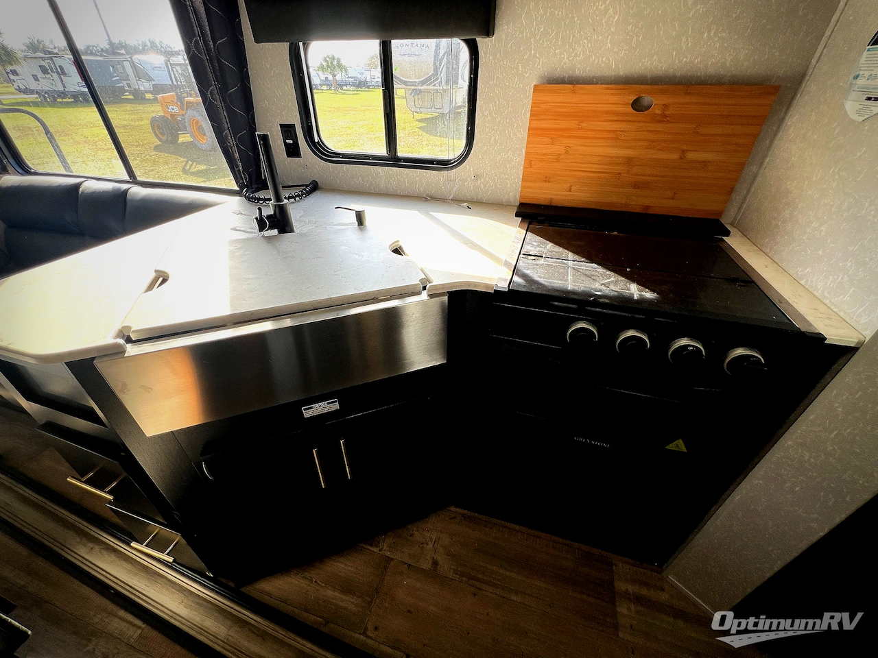 2022 Forest River Cherokee Grey Wolf 26BRB Photo 9