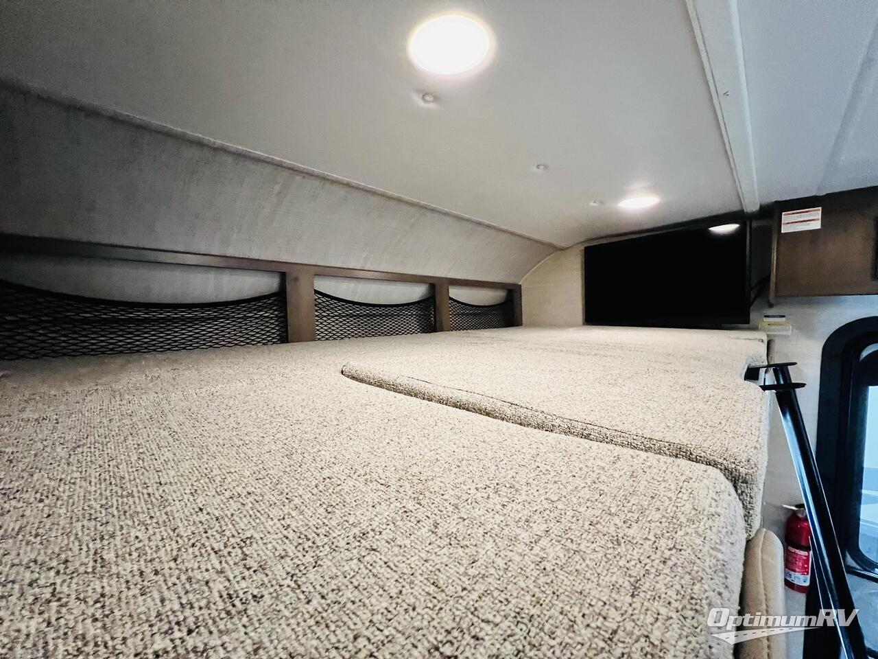 2021 Jayco Melbourne 24L Photo 4