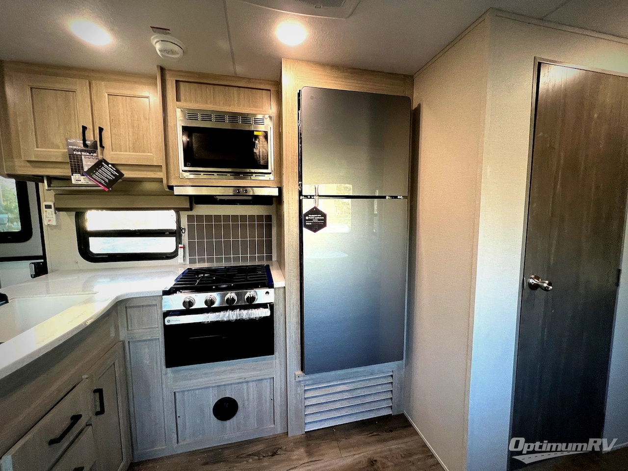 2026 Coachmen Catalina Legacy Edition 333DBDSCK Photo 12