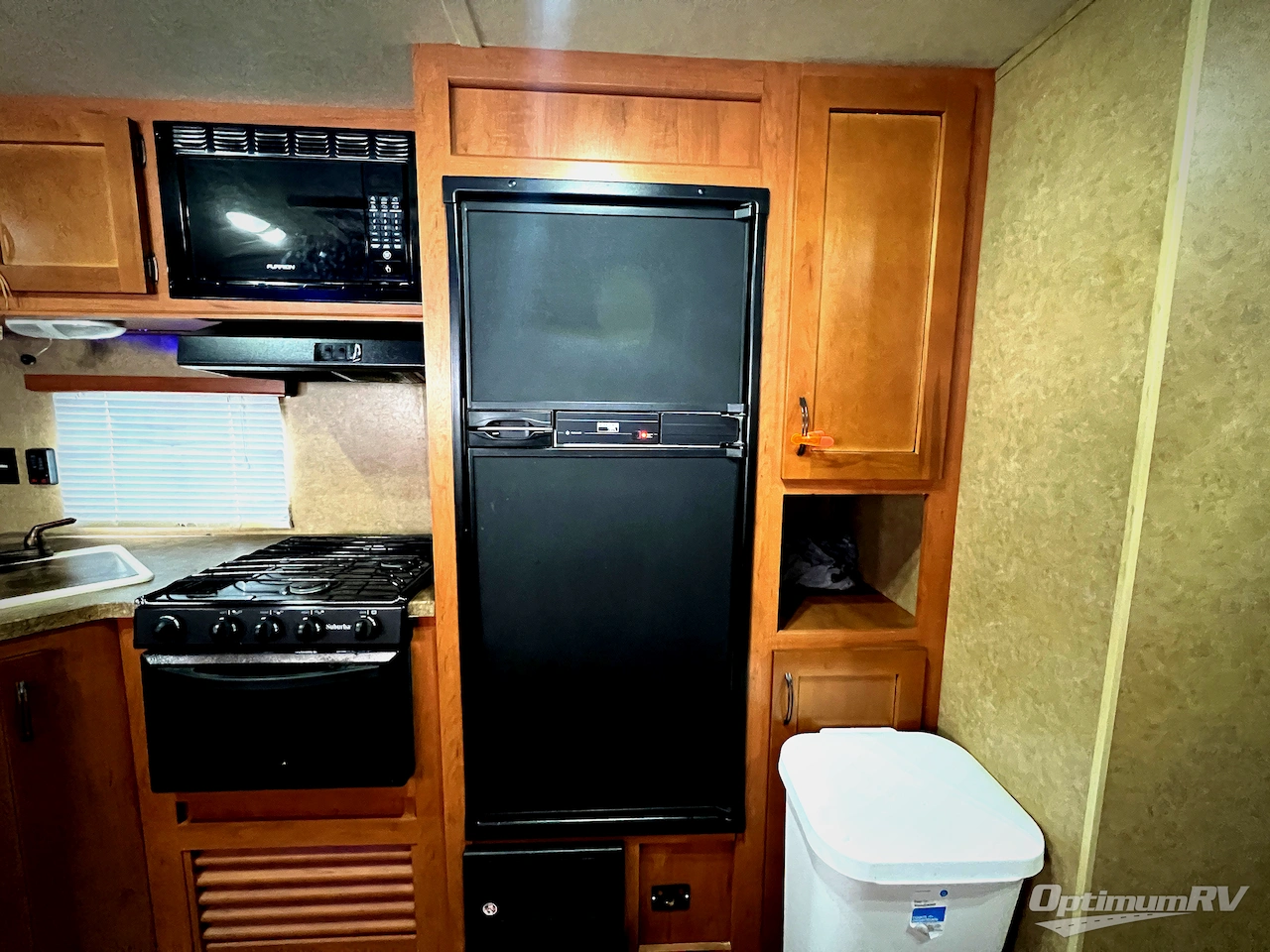 2015 Forest River Cherokee 294BH Photo 13