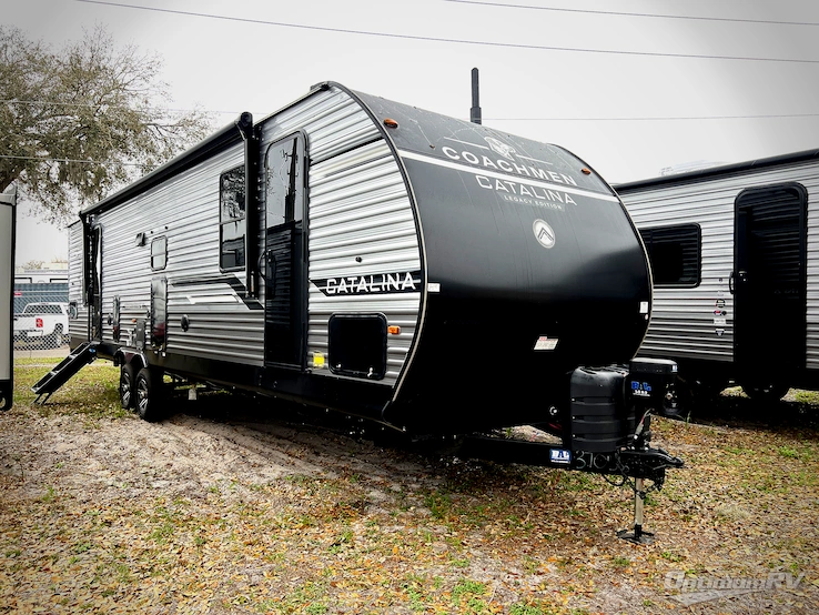 2026 Coachmen Catalina Legacy Edition 333DORM RV Photo 1