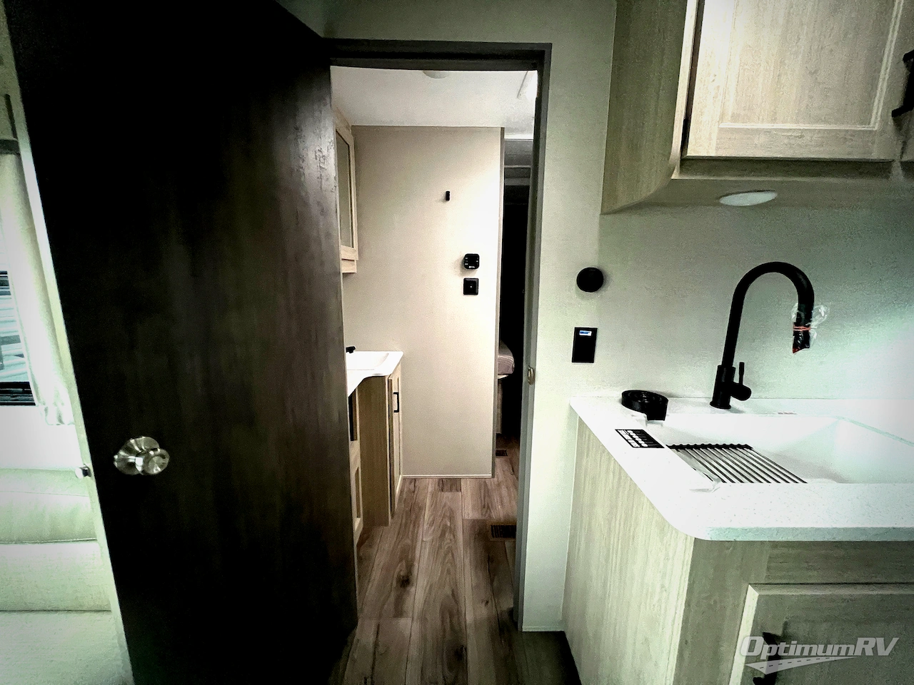 2026 Coachmen Catalina Legacy Edition 333DORM Photo 17