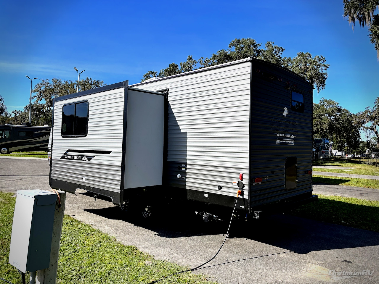 2026 Coachmen Catalina Summit Series 8 231BHS Photo 3