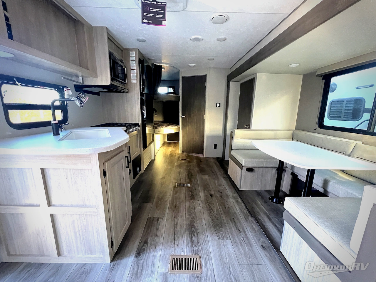 2026 Coachmen Catalina Summit Series 8 231BHS Photo 5