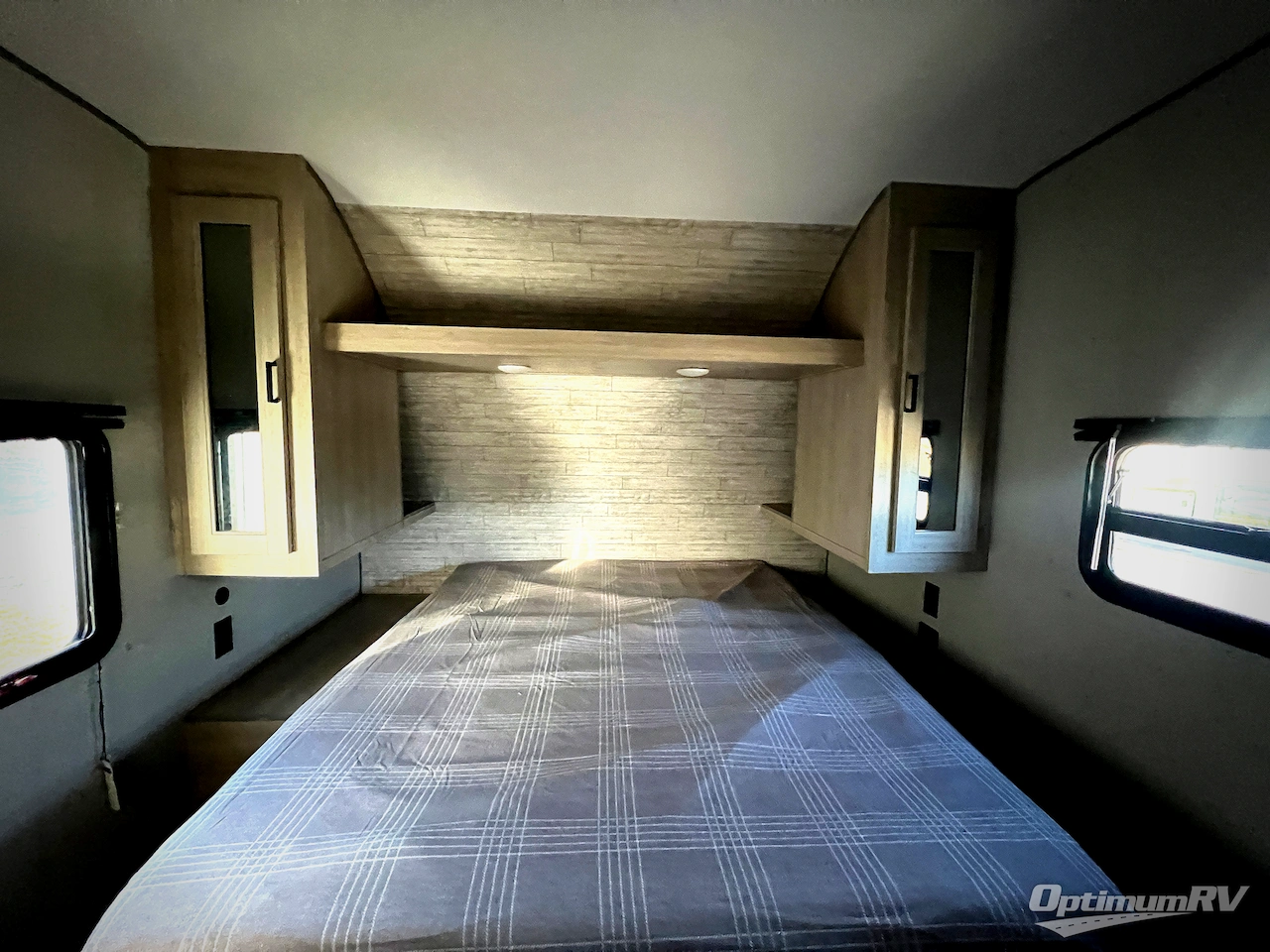 2026 Coachmen Catalina Summit Series 8 231BHS Photo 13