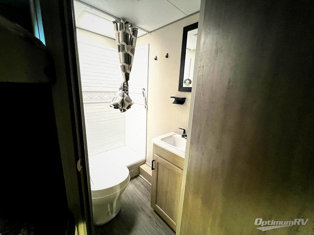 2026 Coachmen Catalina Summit Series 8 231BHS Photo 14